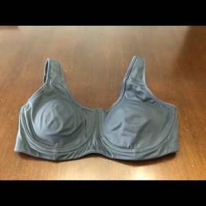 Athlete sports bra
